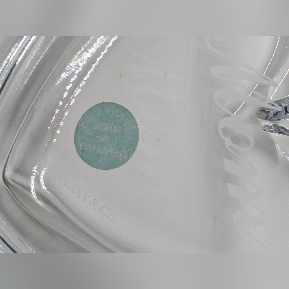 "MOM" Vintage Authentic TIFFANY & CO Lead Crystal HEART Jewelry Trinket Box - Picture 8 of 9